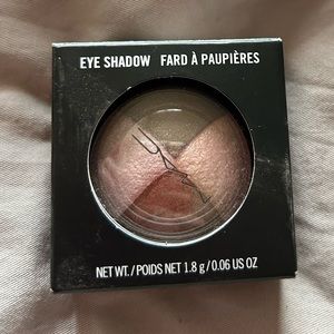 MAC Minerlize eyeshadow shade Pink Sensibilities